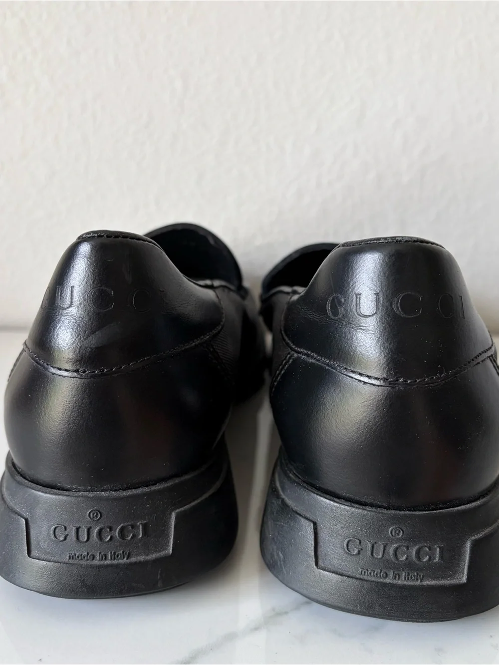 Gucci Men’s Black Leather Slip-On Loafers Square Toe size 6 Rubber Italy